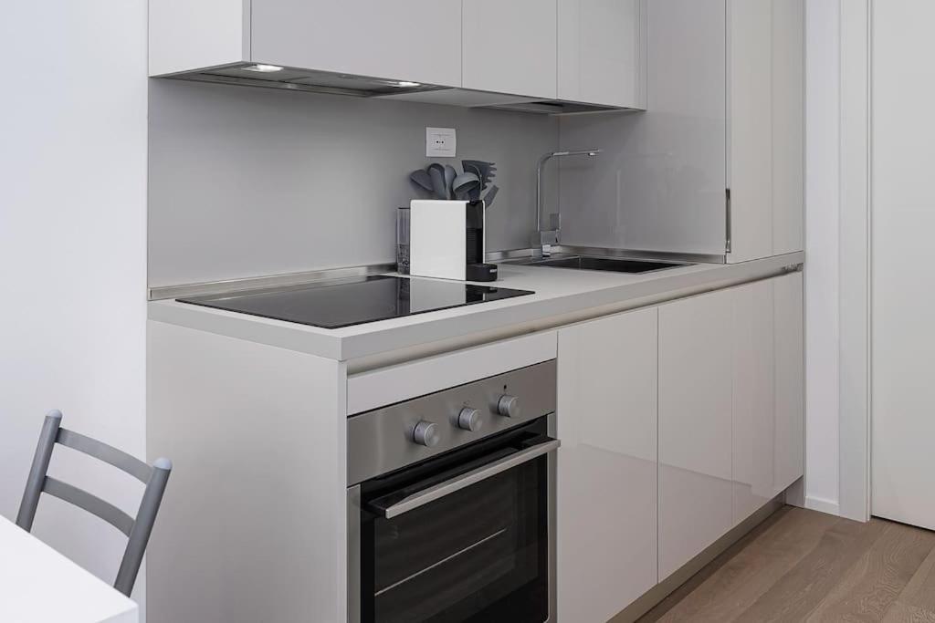 Gioia Studio Apartment Milan Luaran gambar